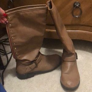 Tan Boots (girls)